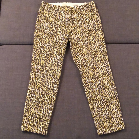 Ankle Capri Pants with colorful leopard design - Picture 3 of 6